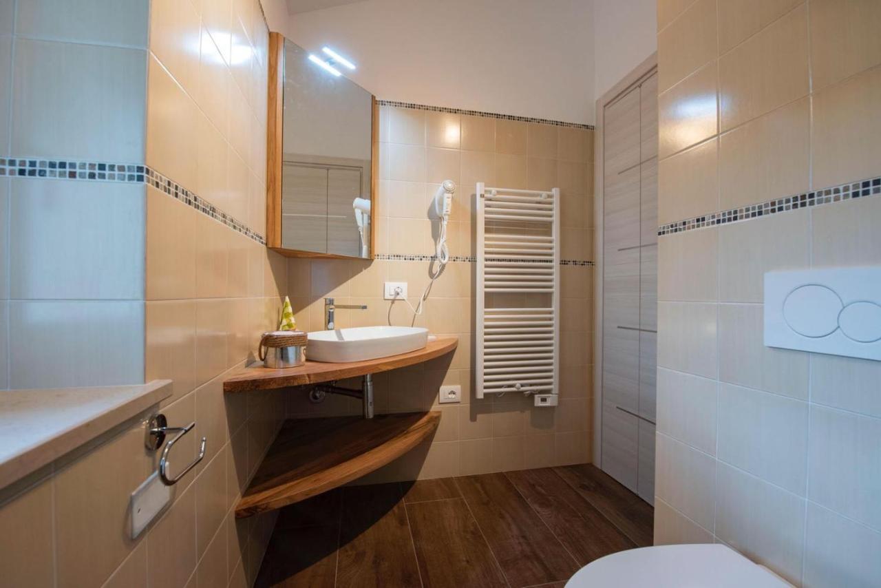B&B Madonna Carradori Country Offagna Экстерьер фото